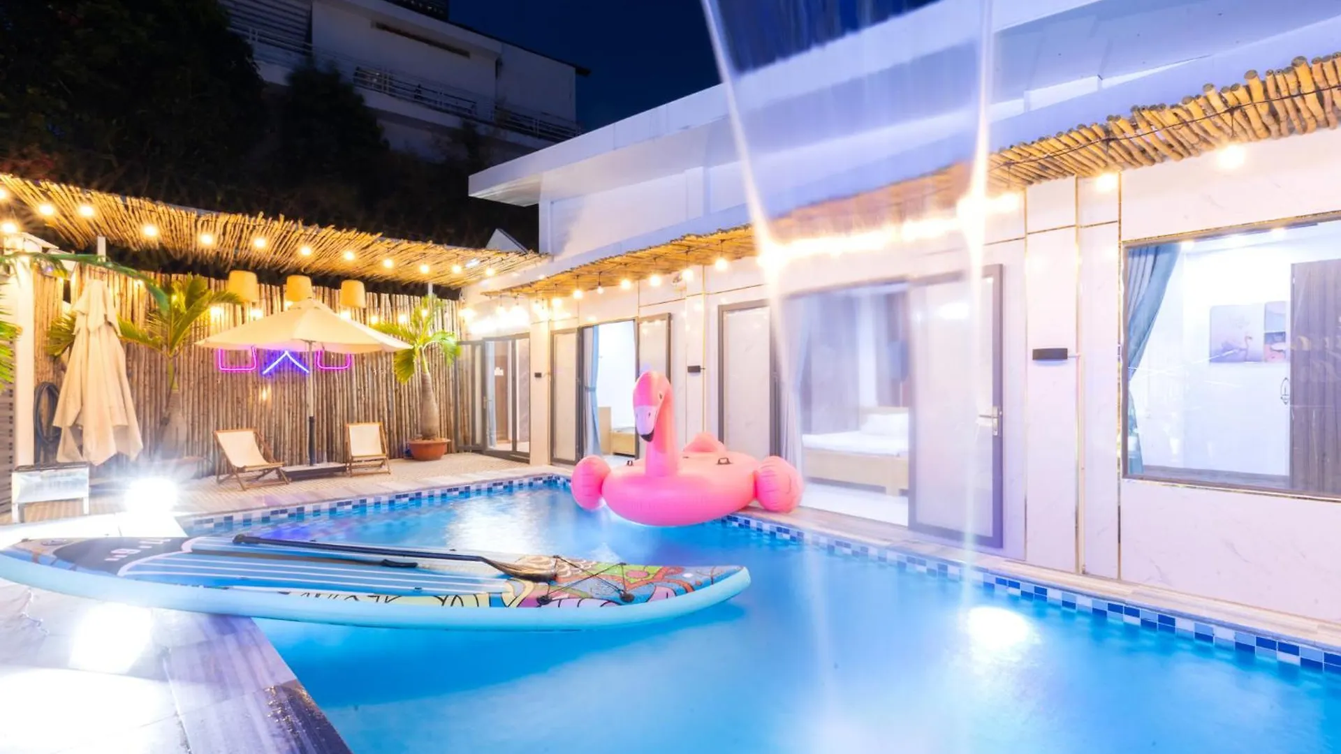 Villa Van Cao - Gan Bai Thuy Van - Free Biba Phong Karaoke Vung Tau