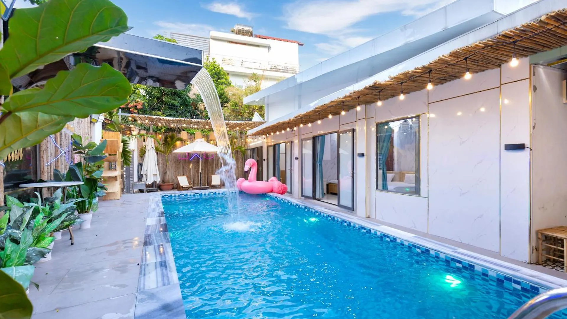 Villa Van Cao - Gan Bai Thuy Van - Free Biba Phong Karaoke Vung Tau Vietnam